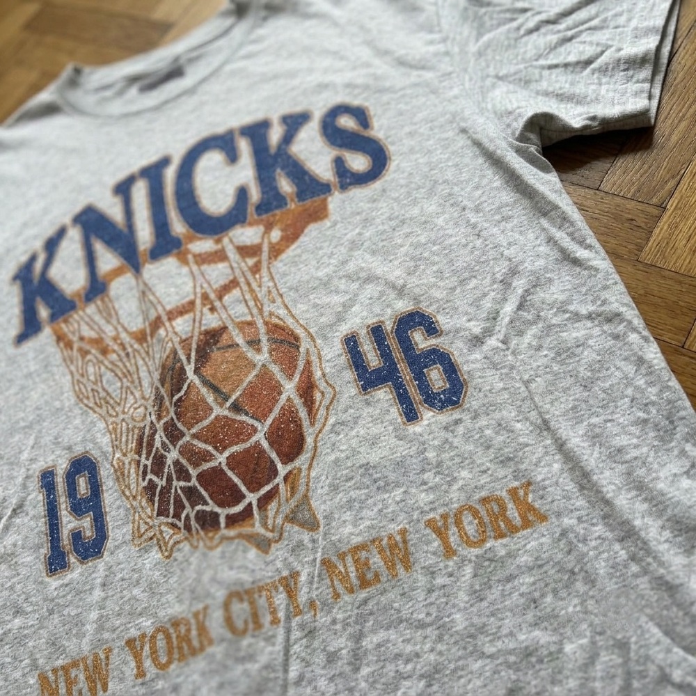 Gildan Gray Knicks Graphic Tee with Blue and Orange Print - Picture 2 of 3
